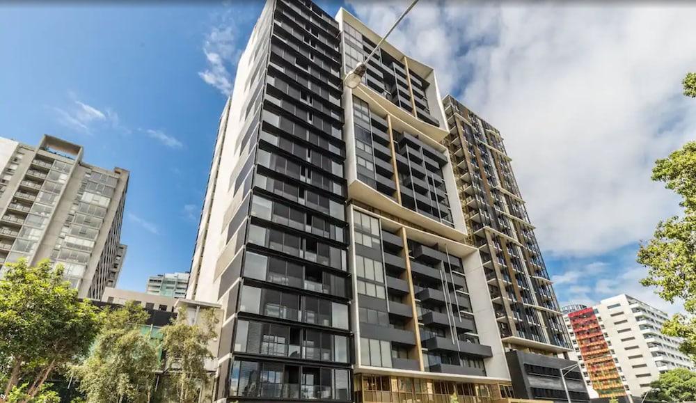 Aparthotel Saint Domain Melburne Exterior foto
